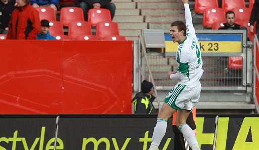 Ein typisches Bild: Dzeko beim Torjubel zum 3:0.