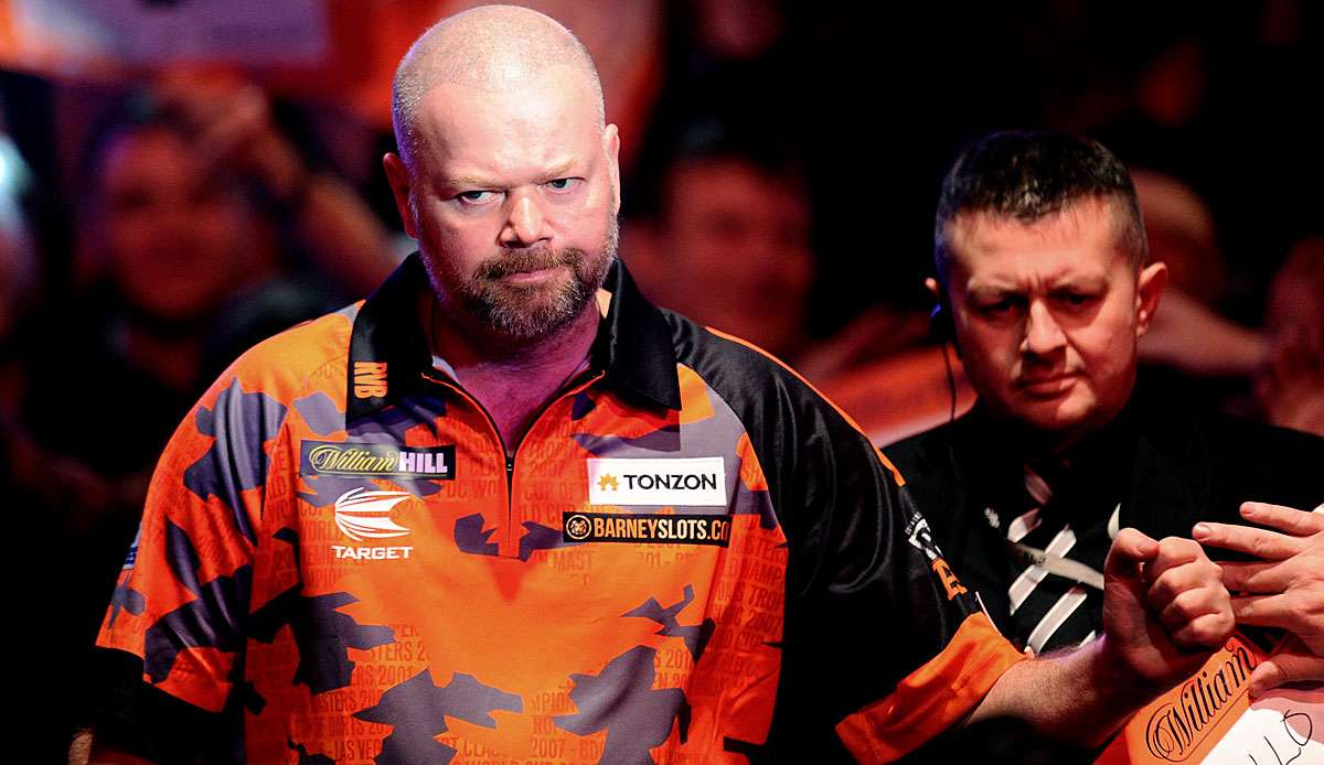 Raymond van Barneveld hat Gary Anderson kritisiert.