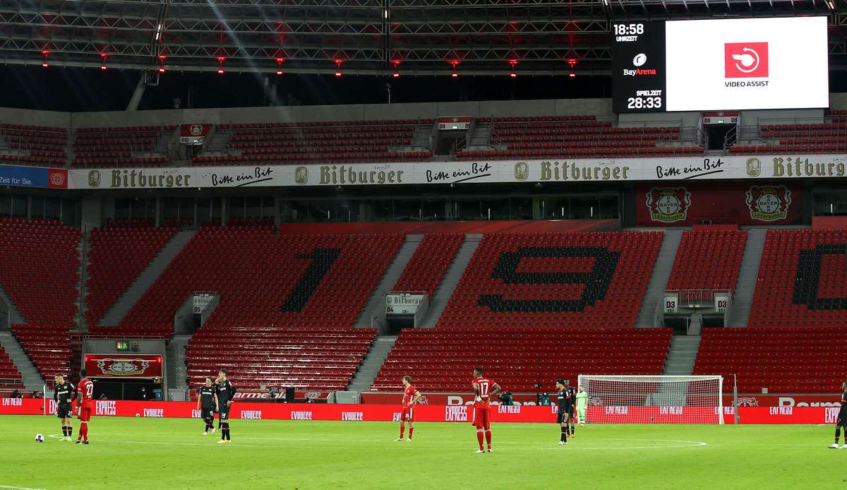Die Bundesliga und die 2. Liga wollen den Spielbetrieb mithilfe von Hygienekonzepten am Laufen halten.