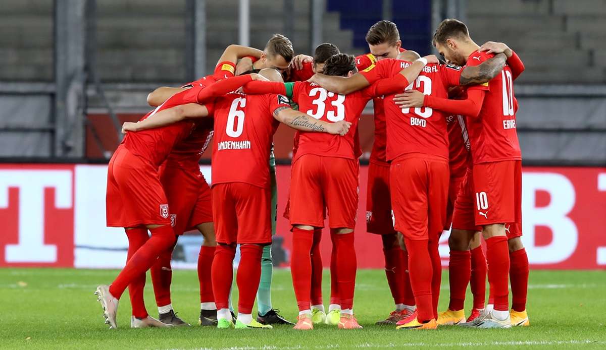 Im Sachsen-Anhalt-Derby empfängt der Hallesche FC den 1. FC Magdeburg.