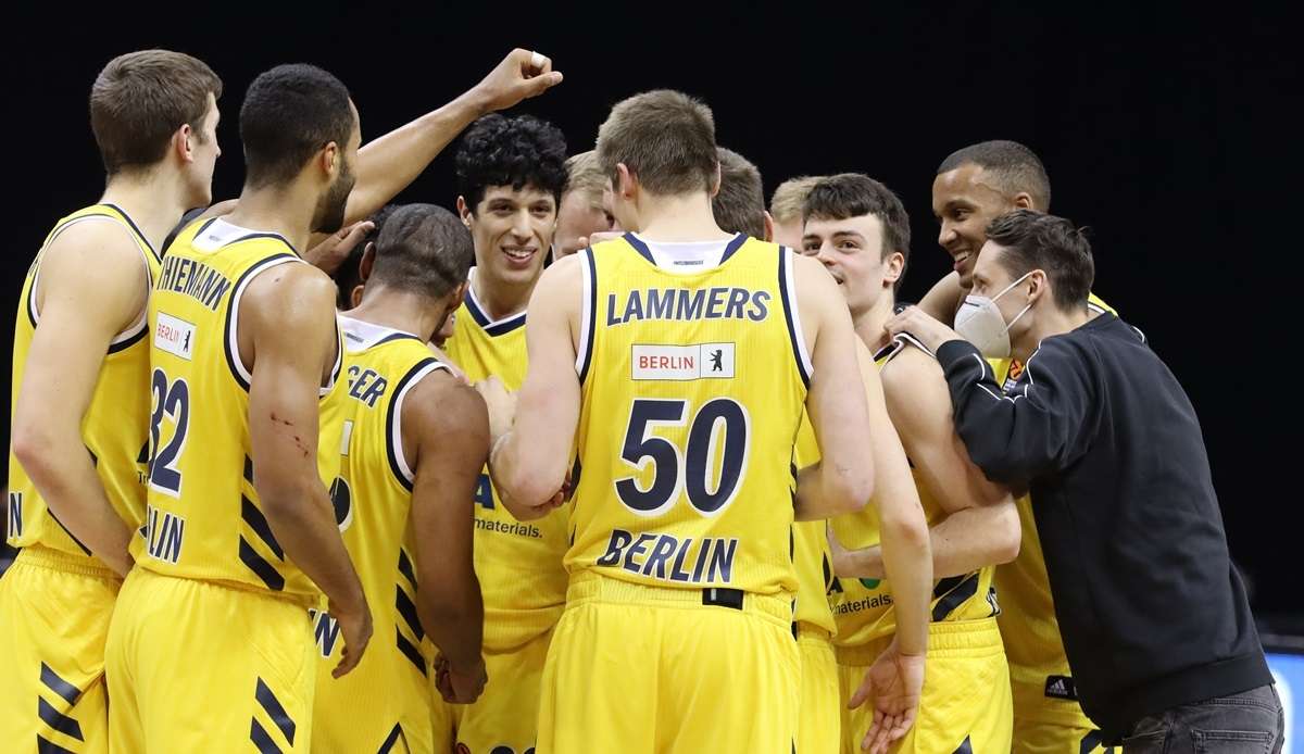 Alba Berlin ist in der BBL weiter auf Kurs.