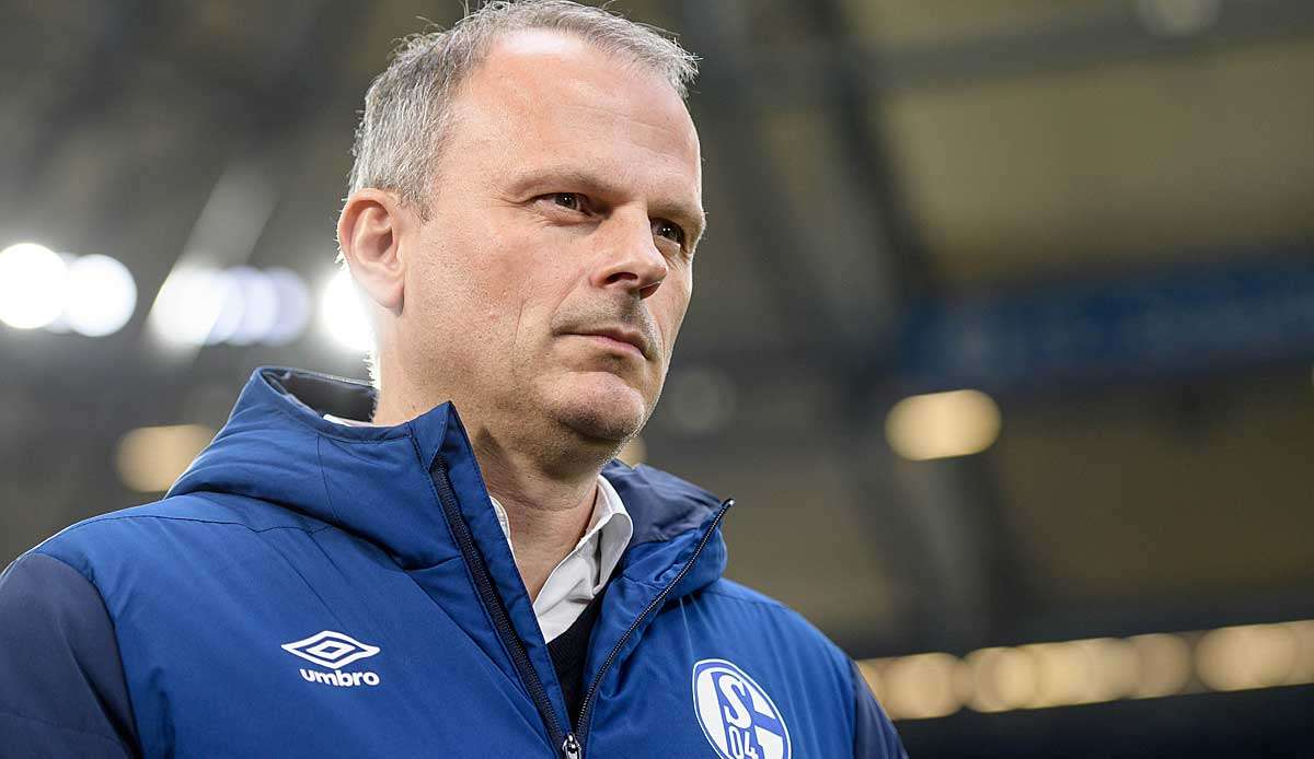 Jochen Schneider ist bei Schalke 04 wohl angezählt.