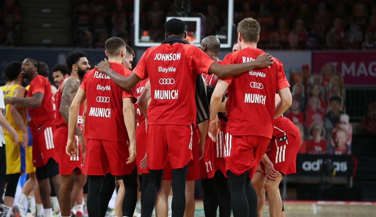 Der FC Bayern siegt gegen Maccabi Tel Aviv.