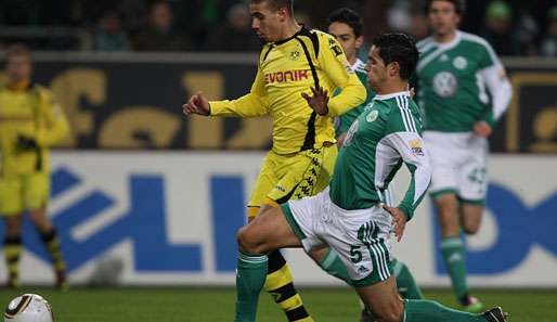 Ricardo Costa (v.) wurde in der Saison 2008/2009 mit dem VfL Wolfsburg deutscher Meister