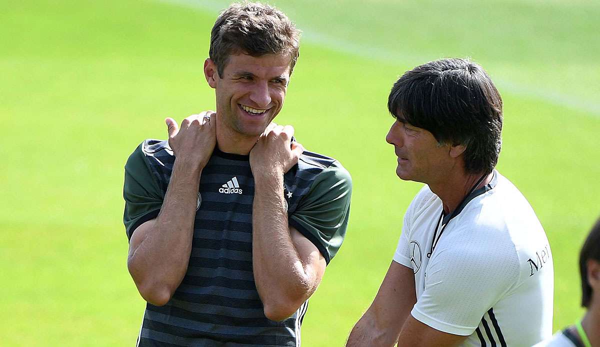 Kehren die aussortierten Weltmeister zurück? Joachim Löw hält sich diese Option mit Blick auf die EM offen.