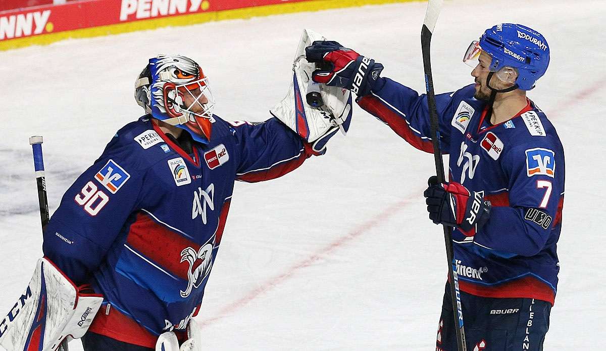 Der deutsche Meister Adler Mannheim hat seine beachtliche Siegesserie in der DEL ausgebaut.