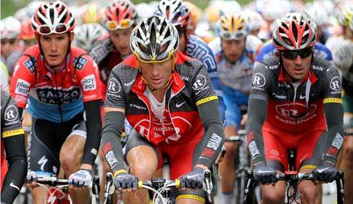 Lance Armstrong (M.) hat die Tour de France sieben Mal gewonnen