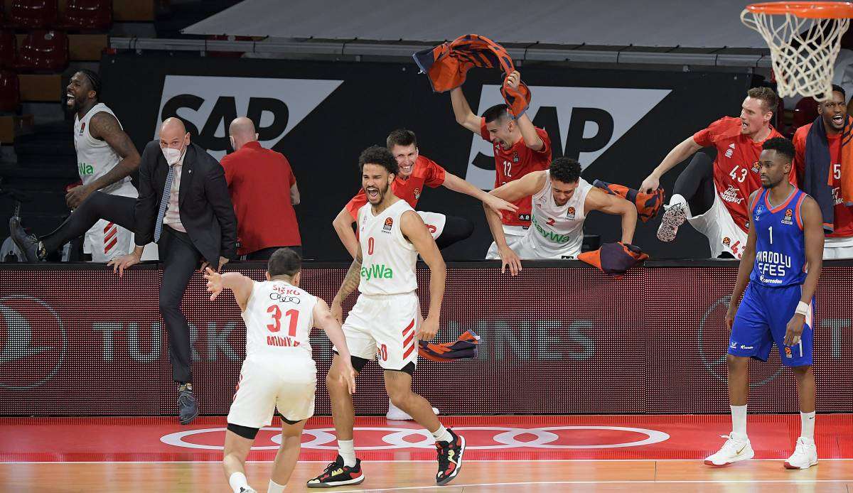 Die Bayern-Basketballer haben einen Coup in der EuroLeague geschafft.
