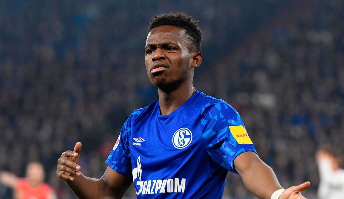 Matondo flog aus der walisischen Nationalmannschaft.