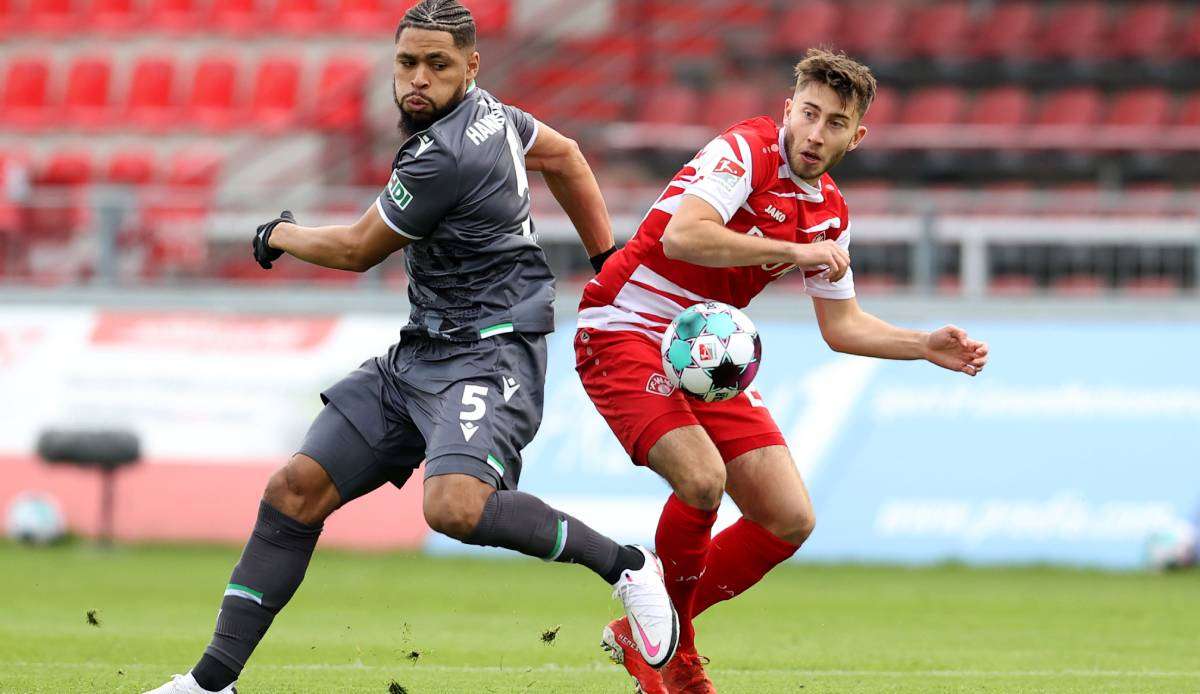 In der Hinrunde gewannen die Würzburger Kickers (rot) gegen Hannover 96.