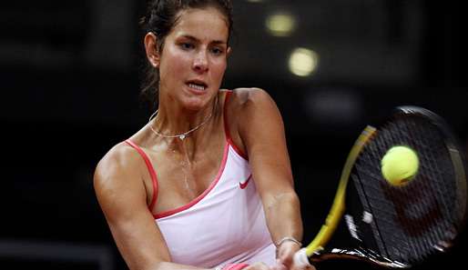 Julia Görges hat einen Tag unfreiwillig Pause