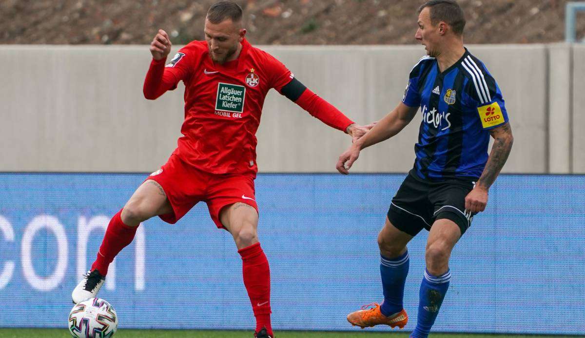 Der 1. FC Kaiserslautern empfängt den 1. FC Saarbrücken zum Derby.