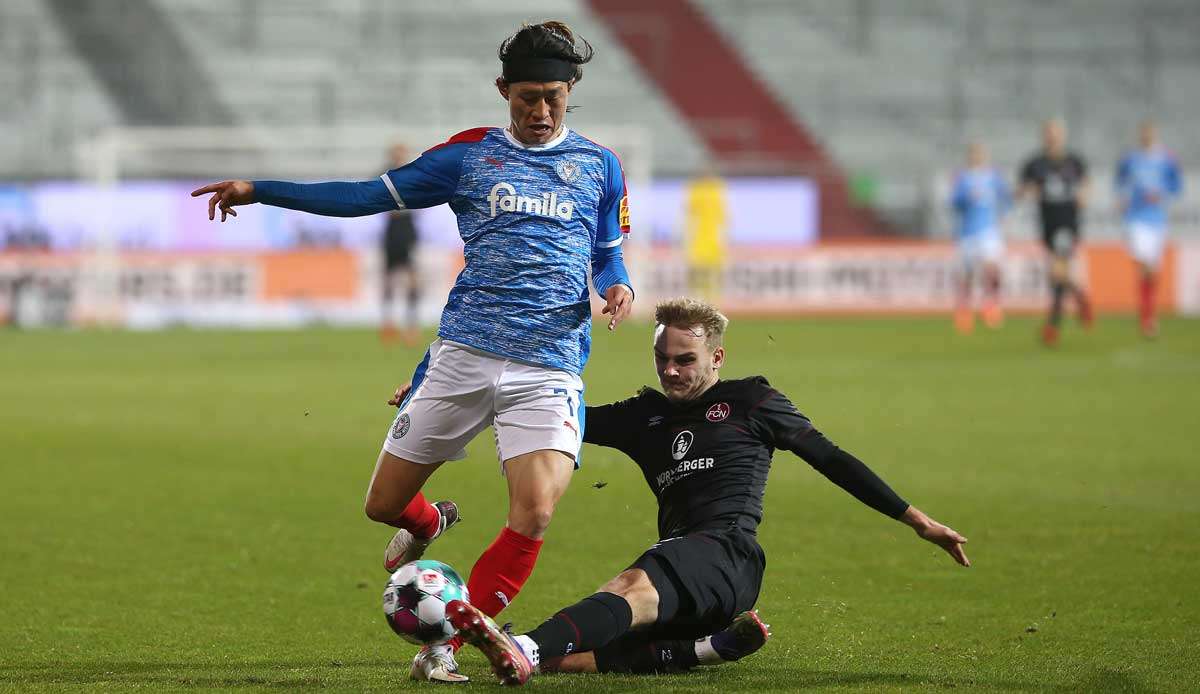 Holstein Kiel ist heute zu Gast beim 1. FC Nürnberg.