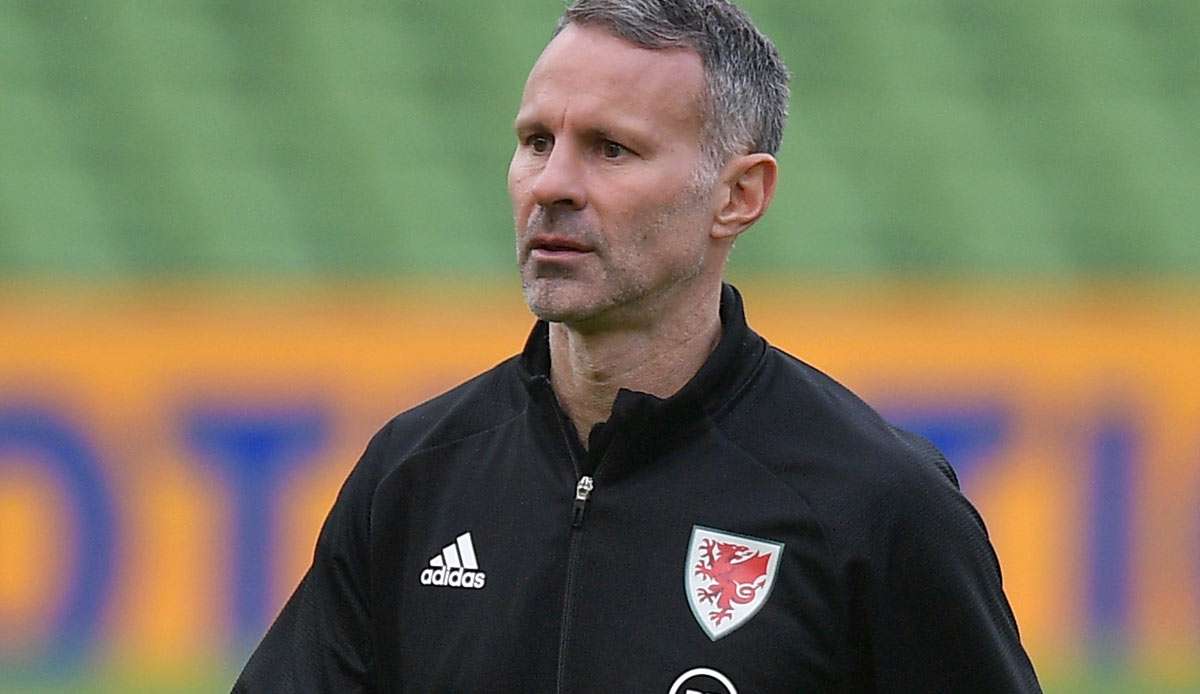 Der walisische Nationaltrainer Ryan Giggs hat die Vorwürfe der Körperverletzung vor Gericht bestritten.