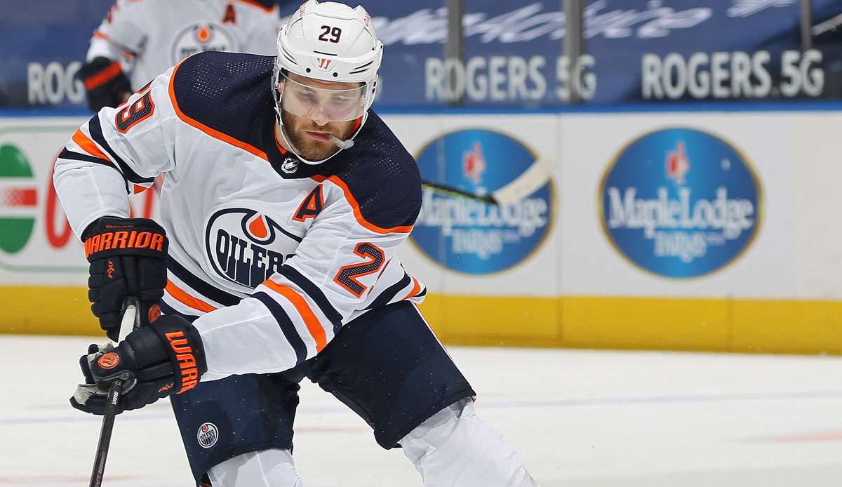 Leon Draisaitl erzielte zwei Tore gegen die Vancouver Canucks.