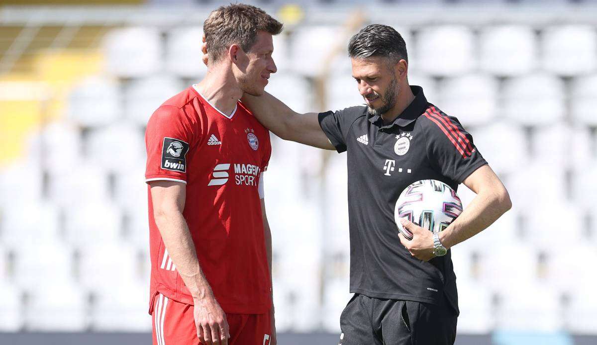 Der FC Bayern II muss heute gegen Halle gewinnen.