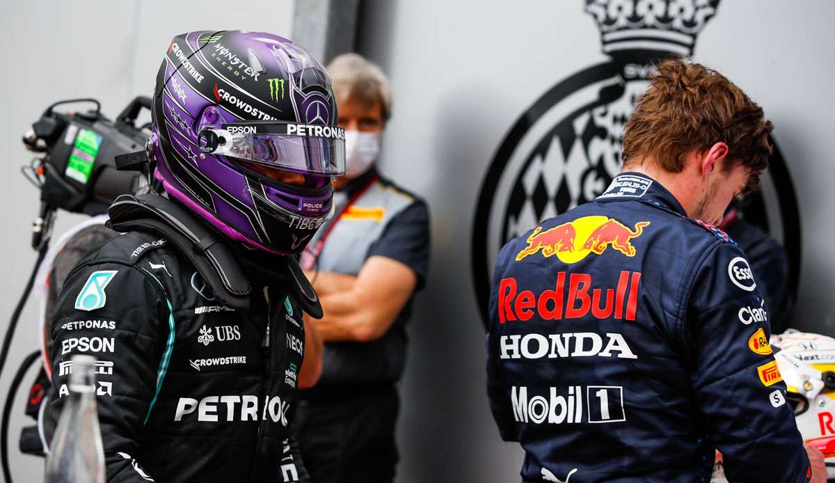 Während Max Verstappen (r.) den Sieg feierte, musste sich Lewis Hamilton (l.) mit Platz sieben zufriedengeben.