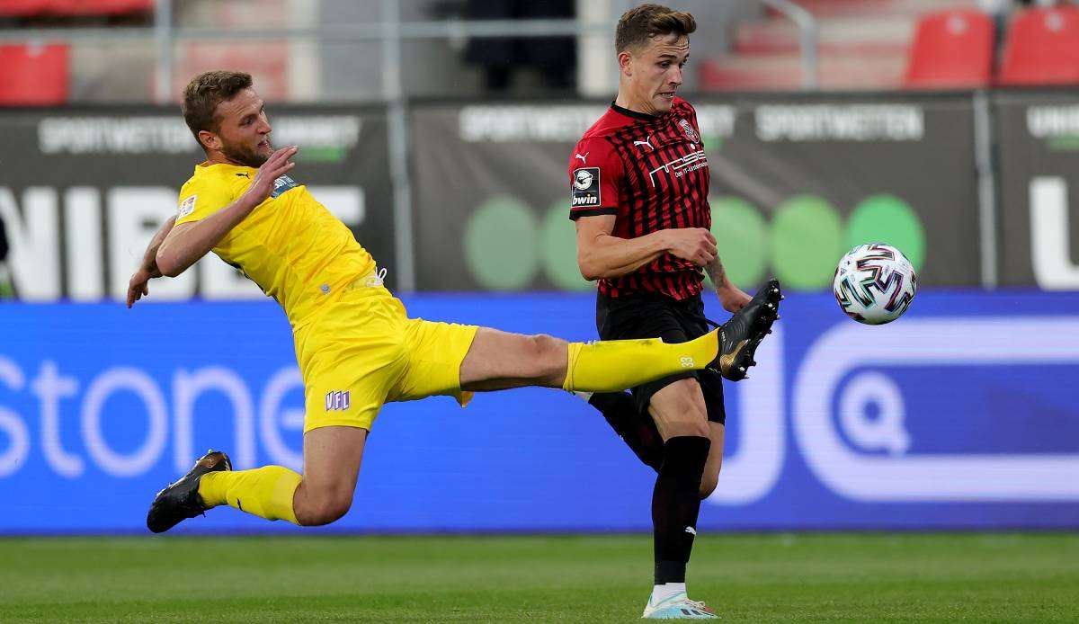 Der VfL Osnabrück (gelb) muss heute gegen den FC Ingolstadt ein 0:3 aus dem Hinspiel drehen.