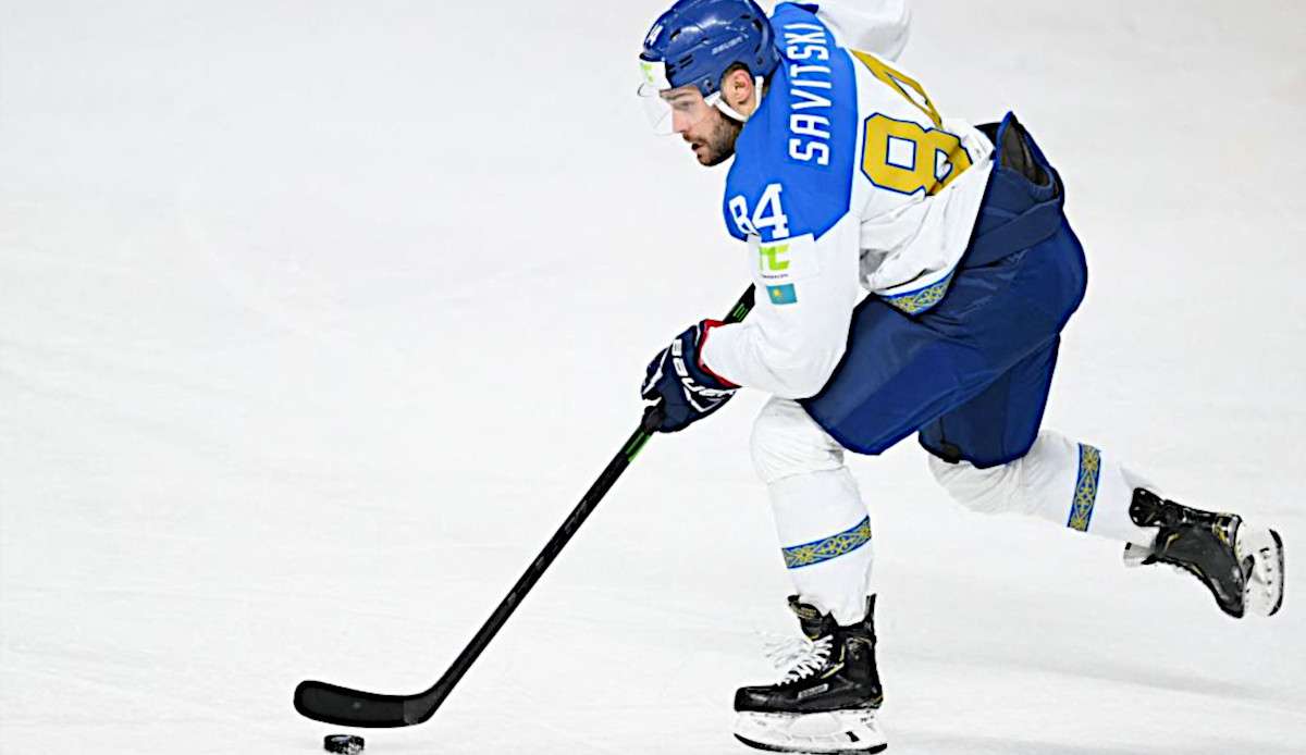 Der starke Aufsteiger Kasachstan hat bei der Eishockey-WM in Riga den Druck auf die deutsche Nationalmannschaft erhöht.