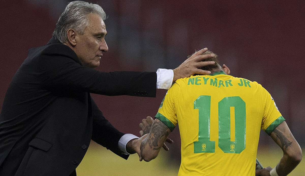 Neymar ist in Brasilien von einem Fan abgegrätscht worden.