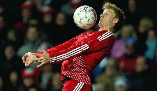 Nicklas Bendtner muss wohl im Auftaktsspiel der Dänen auf der Tribüne Platz nehmen