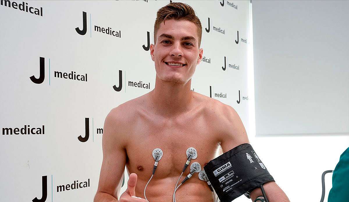 Patrik Schick beim Medizincheck in Turin.