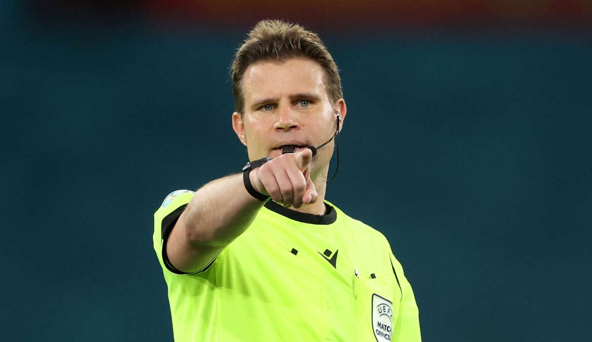 Felix Brych wird das Spiel zwischen England und der Ukraine leiten.