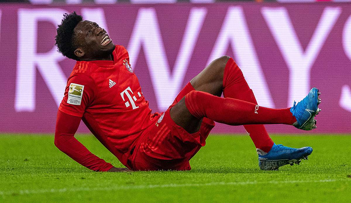 Der FC Bayern München muss womöglich längere Zeit auf Alphonso Davies verzichten.