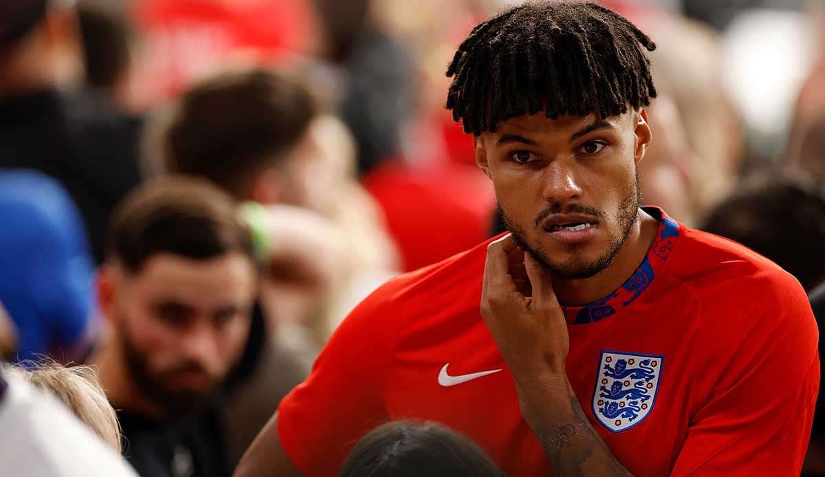 Der englische Nationalspieler Tyrone Mings hat Innenministerin Priti Patel Heuchelei und inkonsistentes Verhalten beim Thema Rassismus vorgeworfen