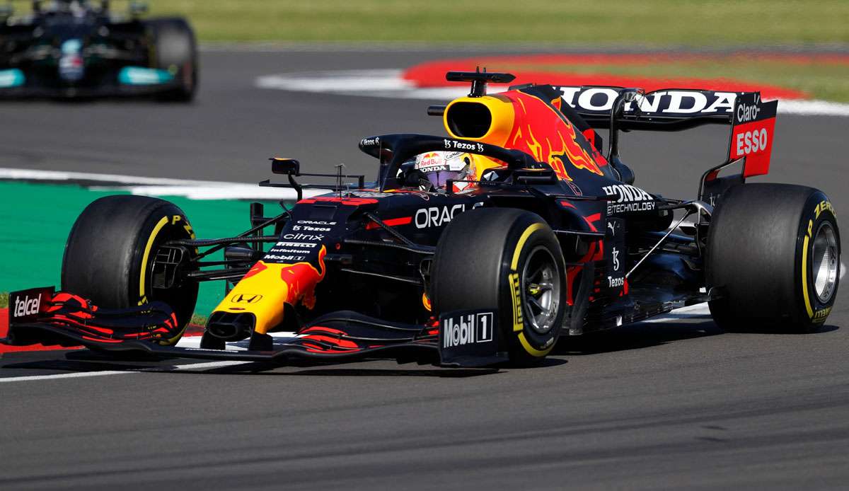 Max Verstappen führt in der WM vor Lewis Hamilton.