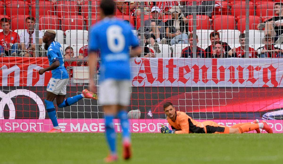 Napoli-Stürmer Victor Osimhen traf zweimal gegen Bayern-Keeper Sven Ulreich beim Testspiel in München.