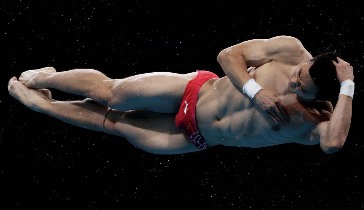 Gold holte sich in Tokio Rio-Olympiasieger Cao Yuan.