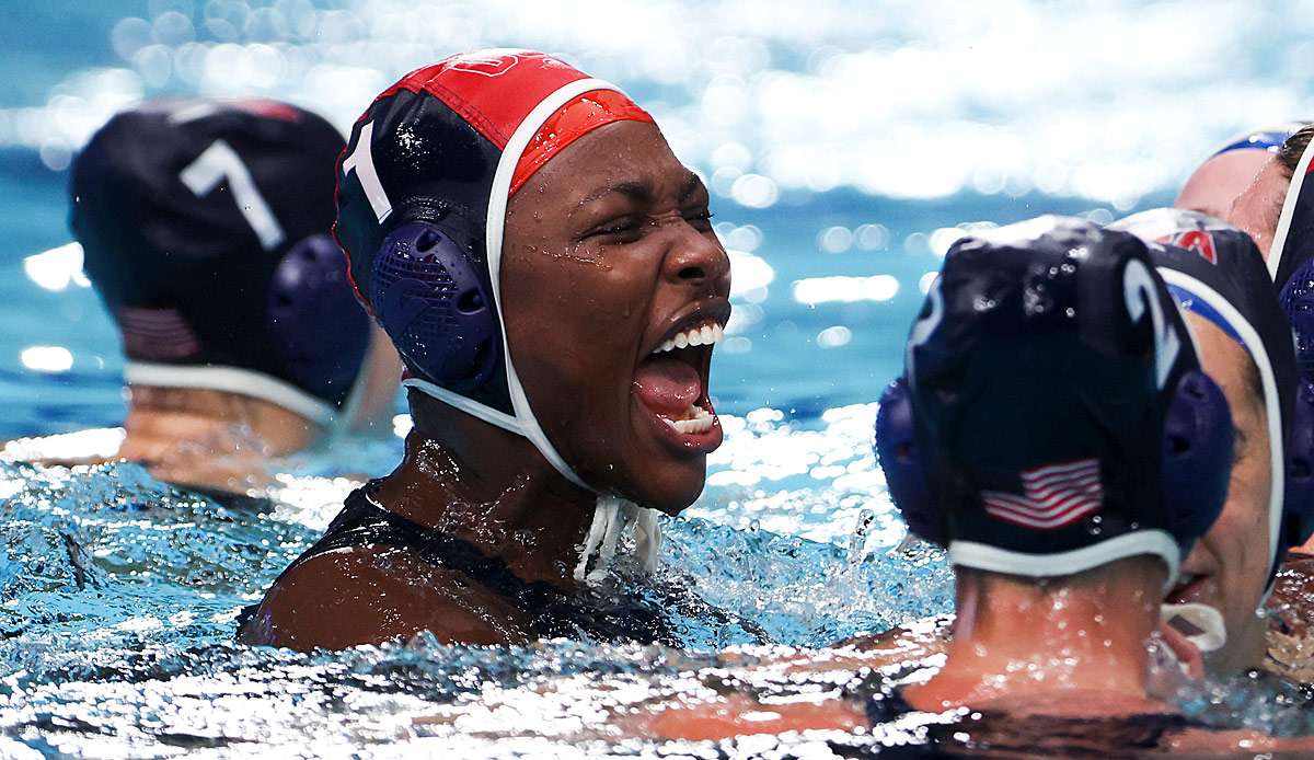 Ashleigh Johnson schreit es raus: Gold für die US-Frauen!