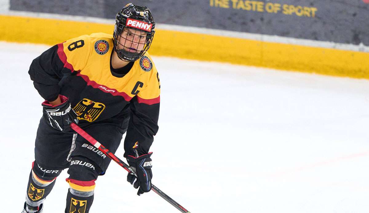 Julia Zorn führte das DEB-Team zu einem lockeren Auftaktsieg bei der WM in Kanada.