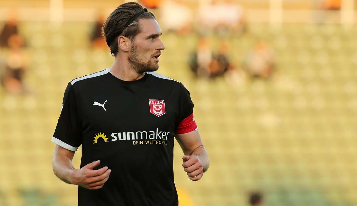 Jonas Nietfeld vom Halleschen FC.
