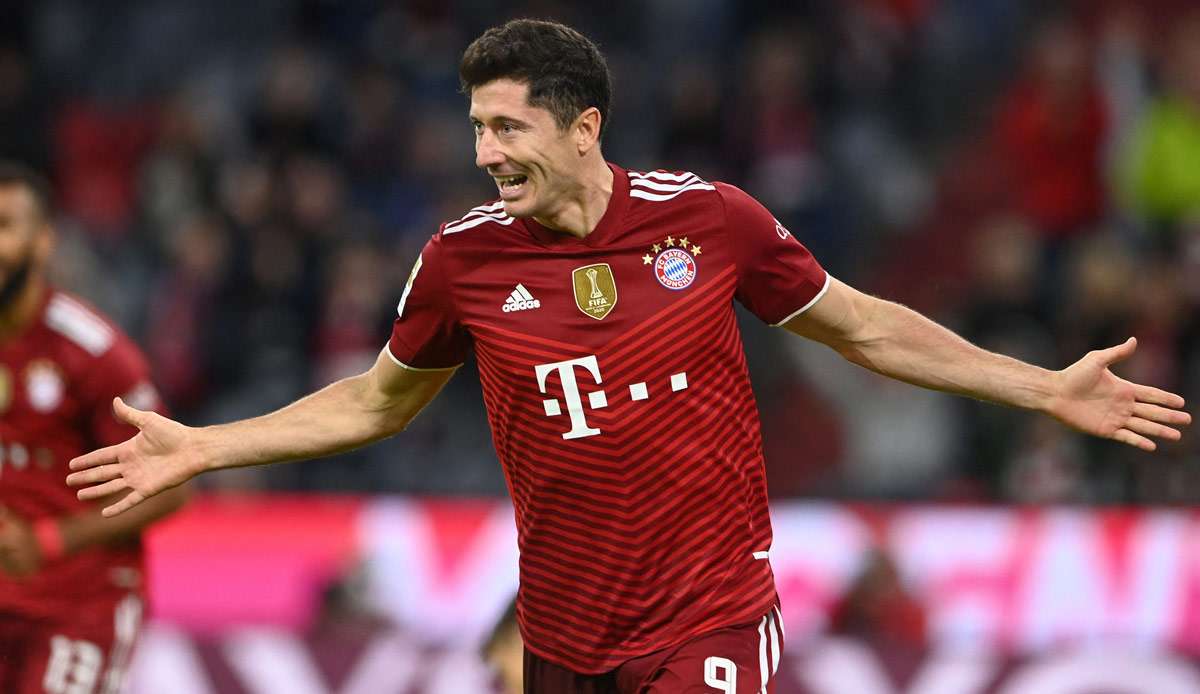 Robert Lewandowski hat mittlerweile 301 Pflichtspieltore für den FC Bayern erzielt.