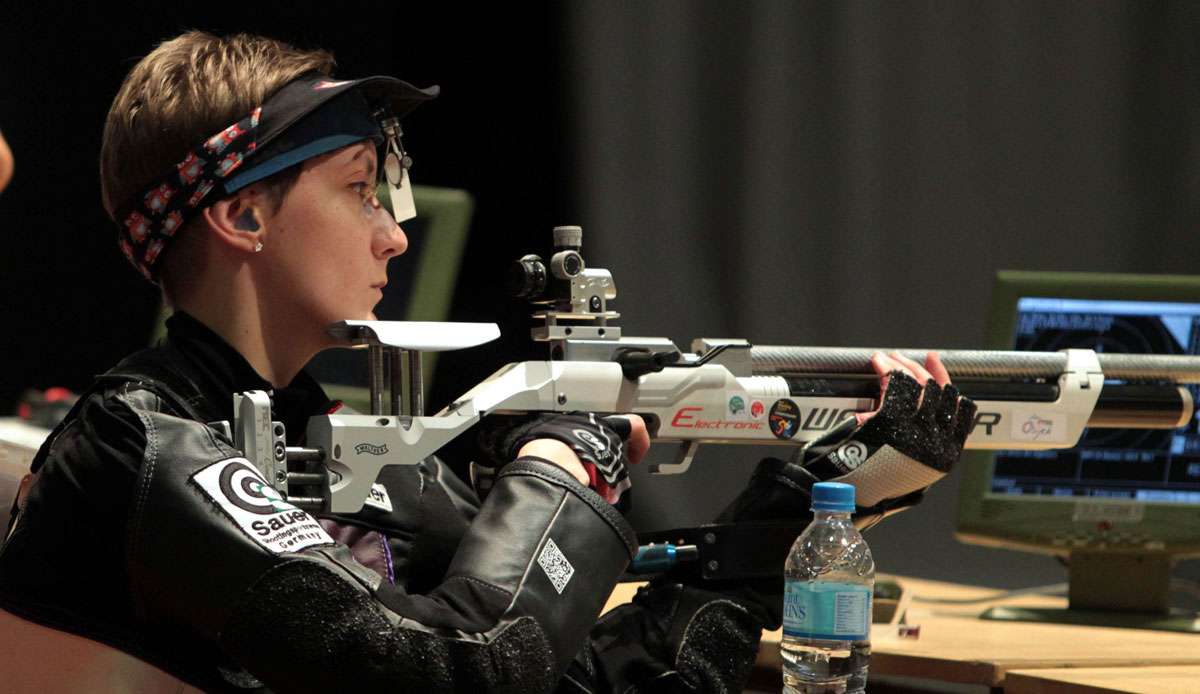 Natascha Hiltrop holt die Goldmedaille.