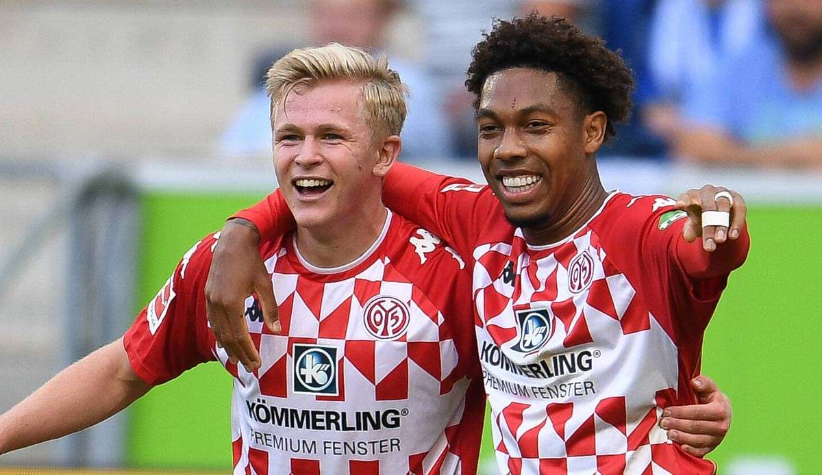 Jonathan Burkardt (l.) erzielte das 1:0 für Mainz 05.