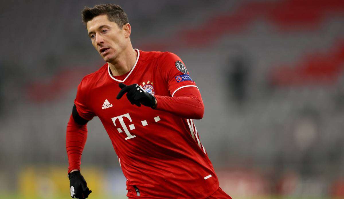 Bei Amazon Prime Video seht Ihr am Dienstag das Spiel des FC Bayern (Bild: Robert Lewandowski) beim FC Barcelona.