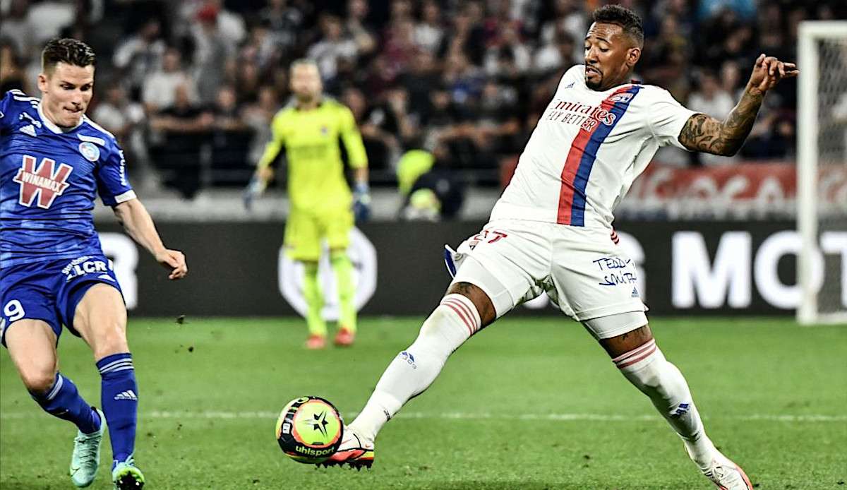 Jerome Boateng (33) hat am Sonntag für seinen neuen Klub Olympique Lyon debütiert.