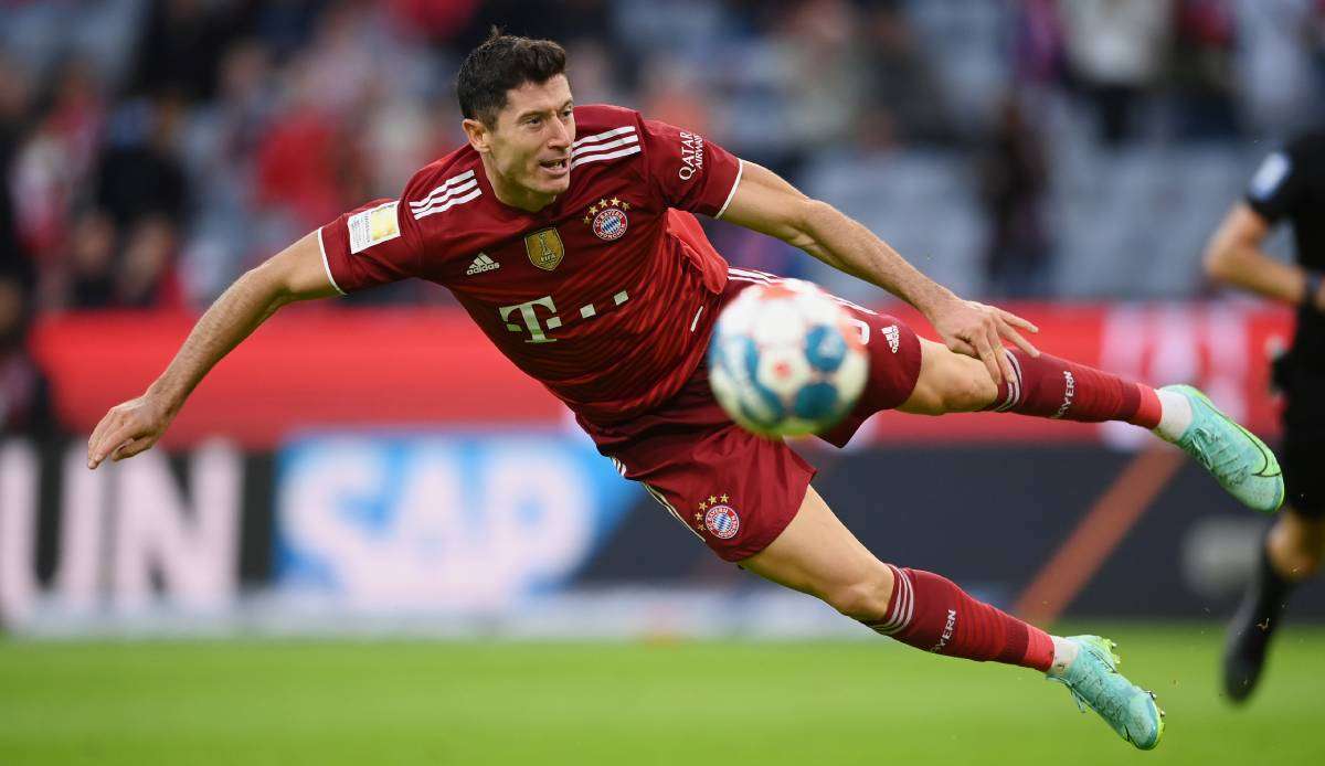 Robert Lewandowski spielt mit dem FC Bayern in der Champions League heute beim FC Barcelona.