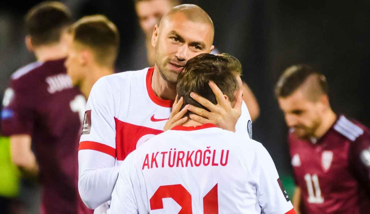 Wm Qualifikation Stefan Kuntz Holt Ersten Sieg Mit T Rkei Niederlande Feiern Sch Tzenfest Spox