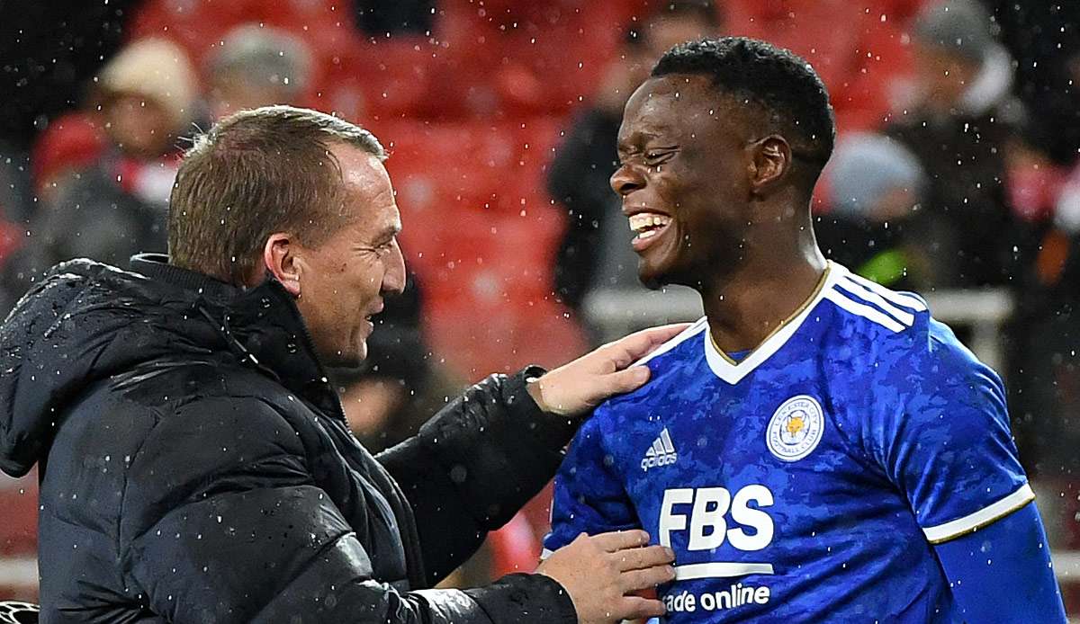 Stürmer Patson Daka hat den früheren englischen Fußballmeister Leicester City mit einem Viererpack zum ersten Sieg in der Europa League geschossen.