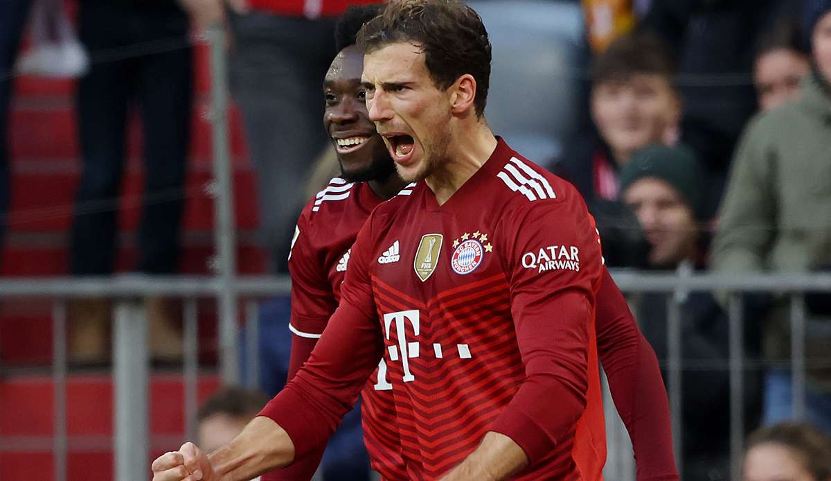 Geht es nach Simon Verhoeven, Regisseur der im November erschienenen Amazon-Dokumentation "FC Bayern - Behind the Legend", hat Mittelfeldspieler Leon Goretzka durchaus das Potenzial, nicht nur auf dem Platz, sondern auch vor der Kamera zu agieren.