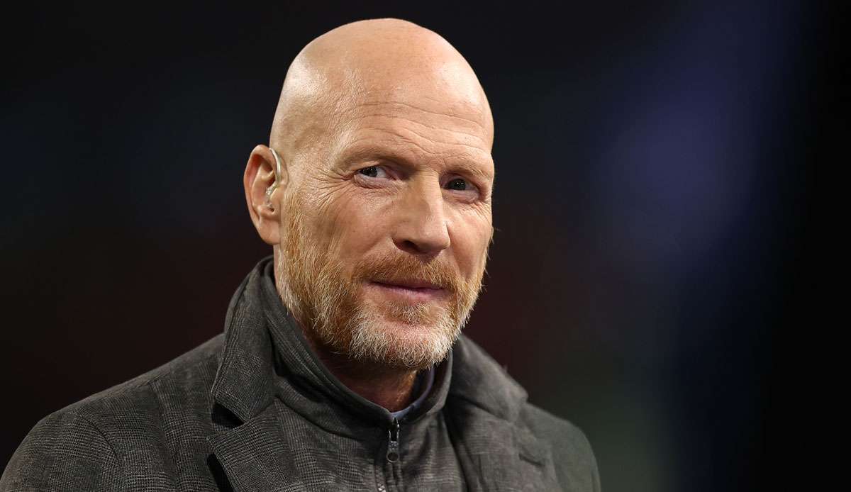 Borussia Dortmunds externer Berater Matthias Sammer hat Mats Hummels, der nach der Niederlage gegen den FC Bayern stark kritisiert wurde, den Rücken gestärkt.