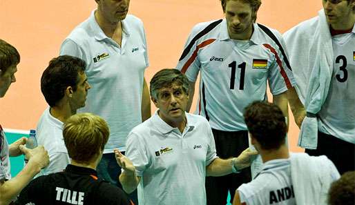 Niederlage zum Abschied aus der Weltliga für die Mannschaft von Bundestrainer Raul Lozano (M.)