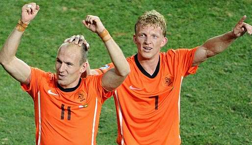 Arjen Robben (l.), Dirk Kuyt und Co. erwartet ein denkwürdiger Empfang