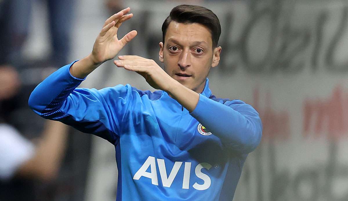 Mesut Özils Wort hat bei Fenerbahce Gewicht.