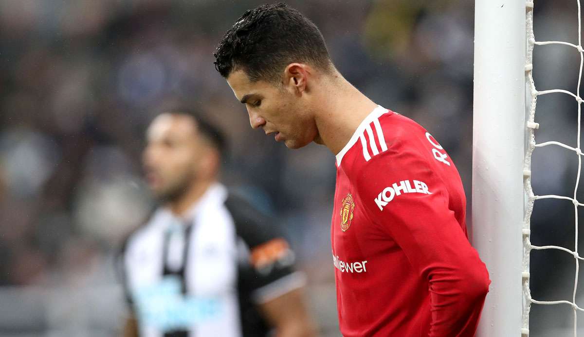 Cristiano Ronaldo ist nach dem enttäuschenden Remis von Manchester United gegen Kellerkind Newcastle United von Vereinslegende Gary Neville scharf kritisiert worden.