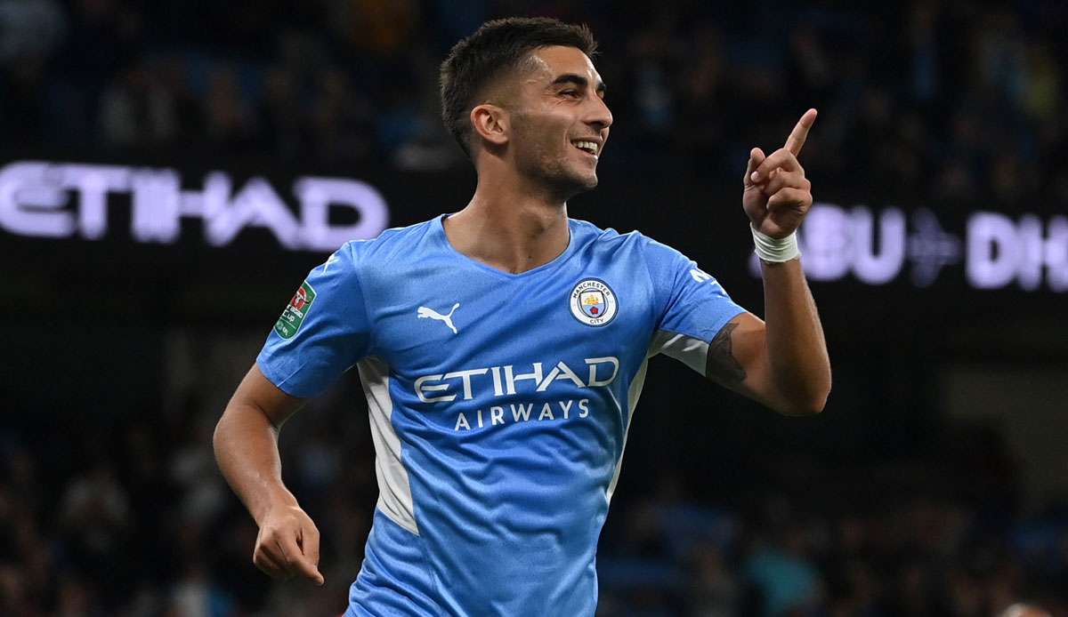 Der FC Barcelona hat Ferran Torres von Manchester City verpflichtet.